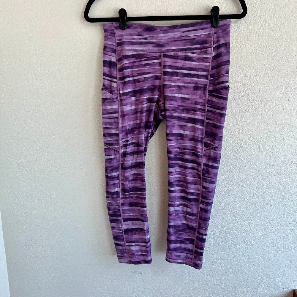 Lululemon Speed Up Shadowed Smoked Mulberry Crop Legging, Size 8